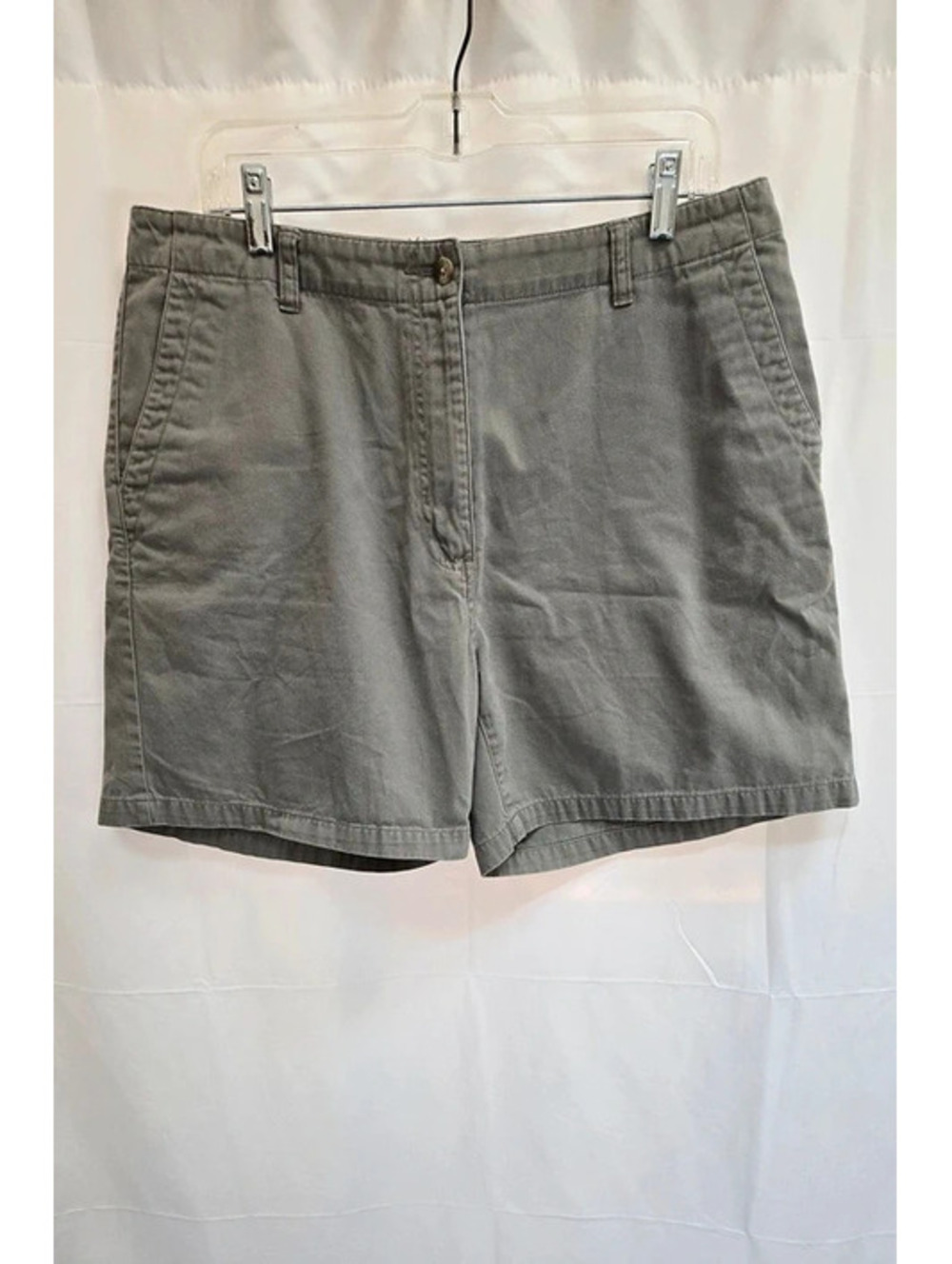 Classic L.L.Bean Bayside shorts in a versatile gray/gray-olive color.